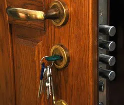 Town Center Locksmith Shop Wheaton, IL 630-405-6539 - 6-Lock-Change